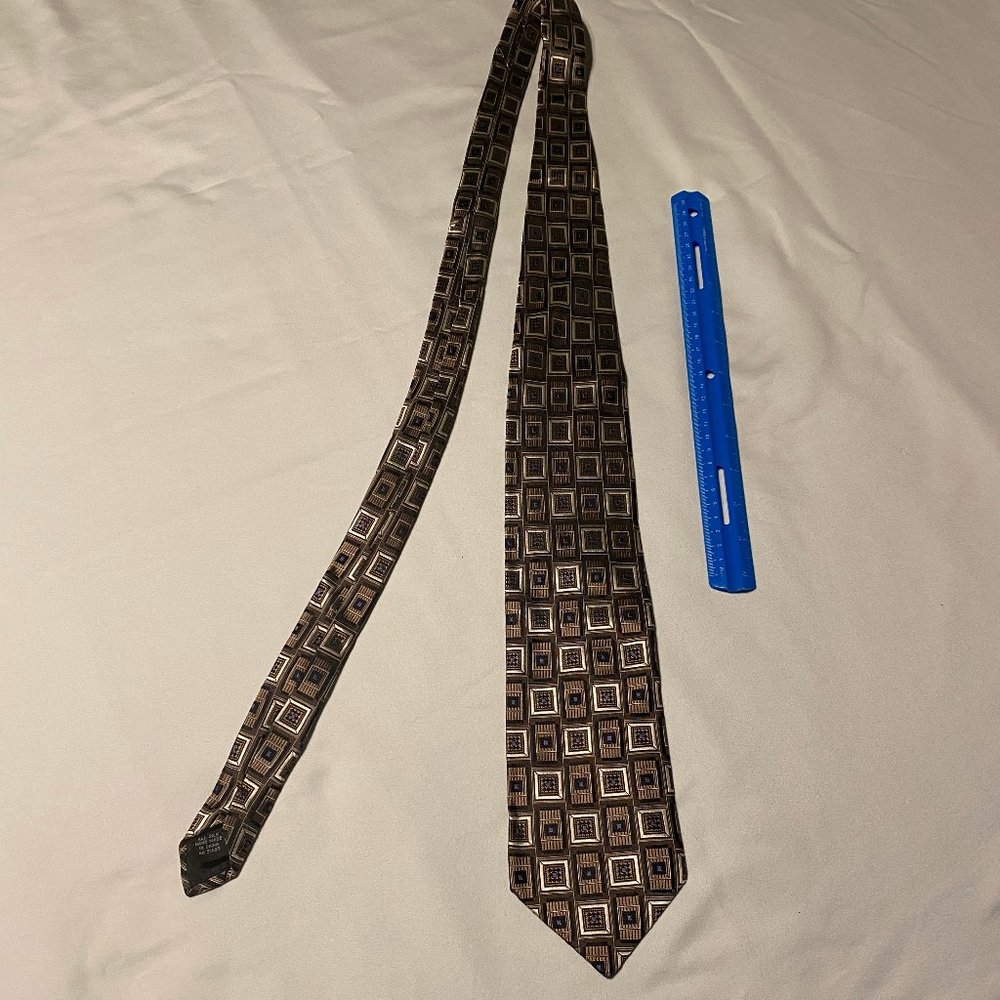beecroft & bull necktie, geo pattern silk